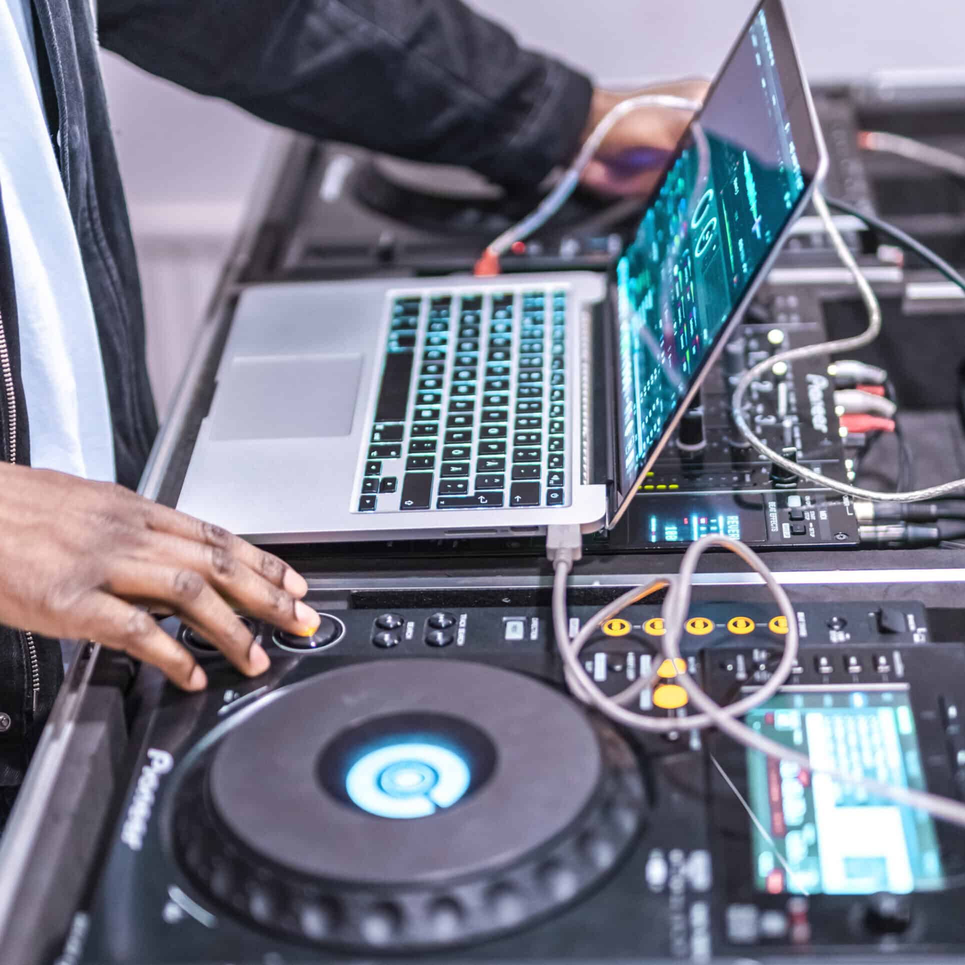 dj service